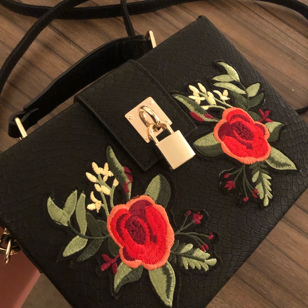 Aldo clutch purse